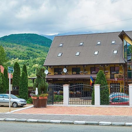 Pensiunea Alfrid Călimăneşti Εξωτερικό φωτογραφία